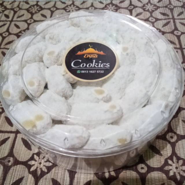 

READY KUE LEBARAN | PUTRI SALJU
