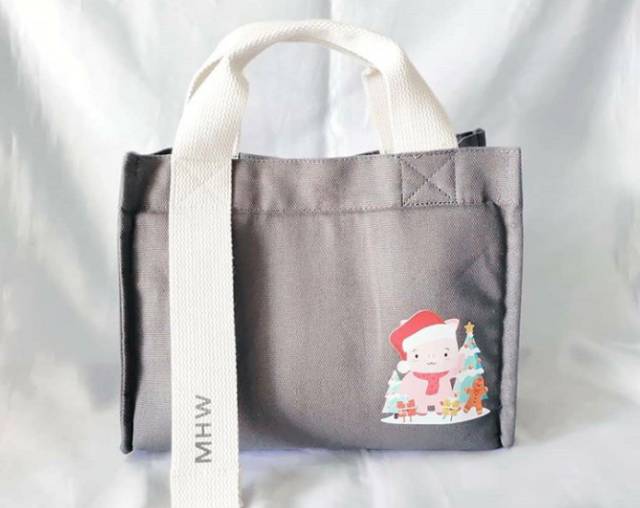 Tas souvenir tas custom bisa ganti nama tas totebag termurah terlaris kerenn