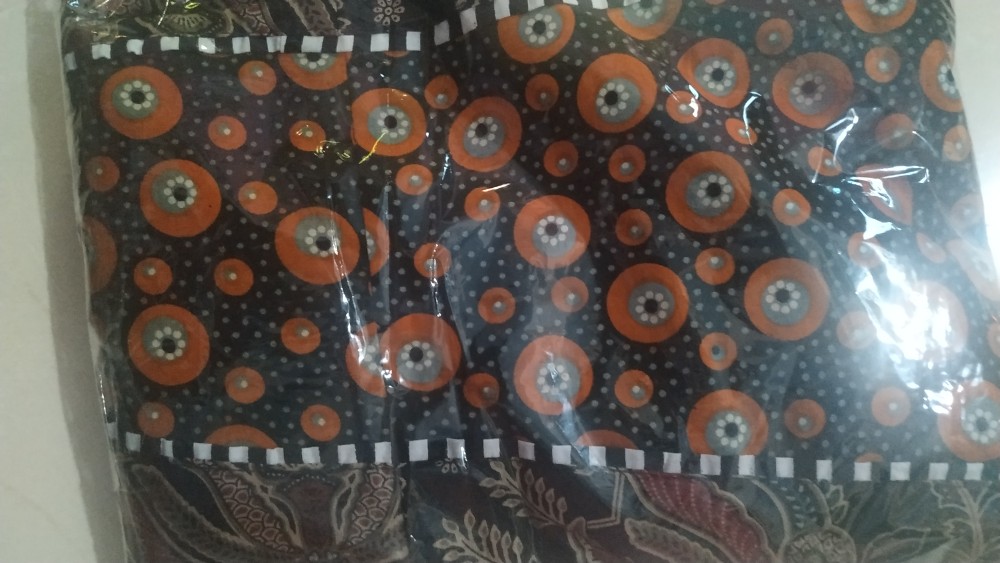 Batik Couple Keluarga Sania Ruffle Ori Putra Mm