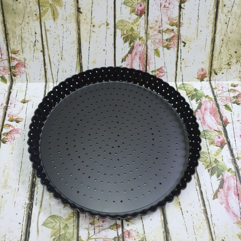 Perforated pizza pan with removable bottom / loyang pizza / pie pan