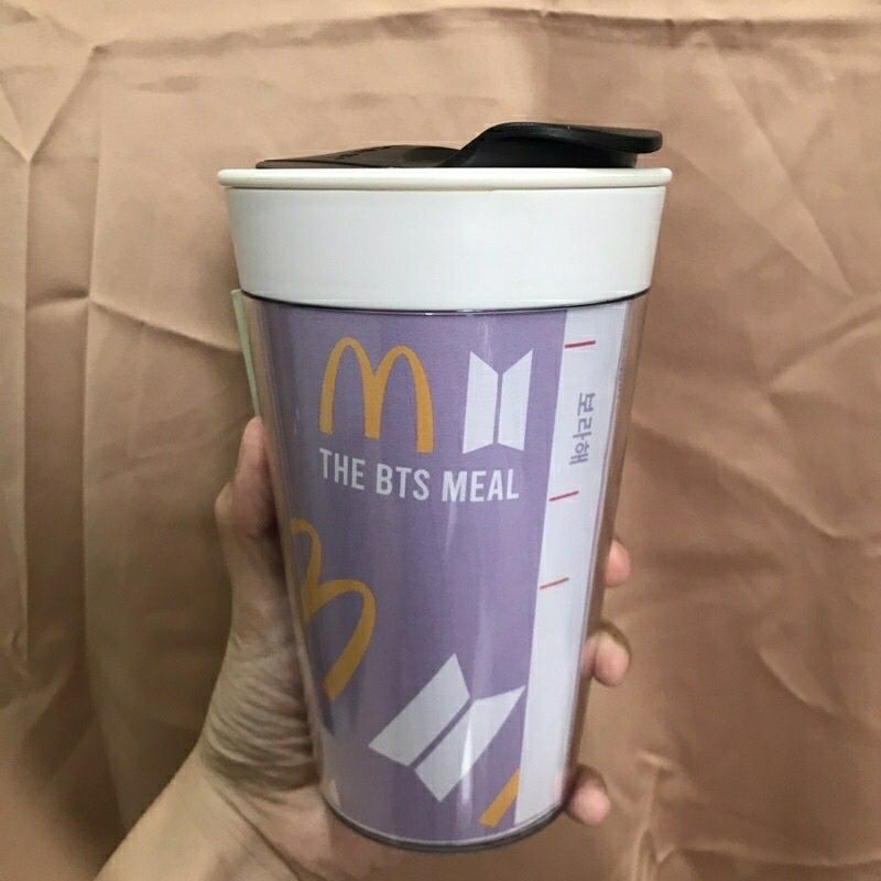 BTS MEAL MCD Tumbler Plastik Spesial Edisi Botol Minum Premium