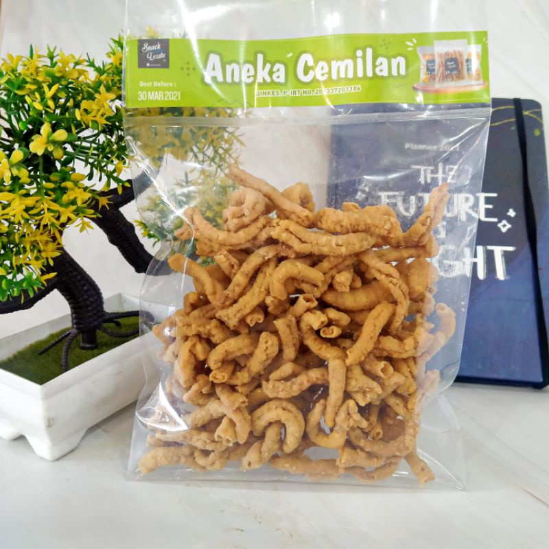 

Sedap Snack - Usus Crispy Murah 150gr Kripik Usus Goreng Siap Makan / Usus Ayam Usus Krispy / Usus Kiloan