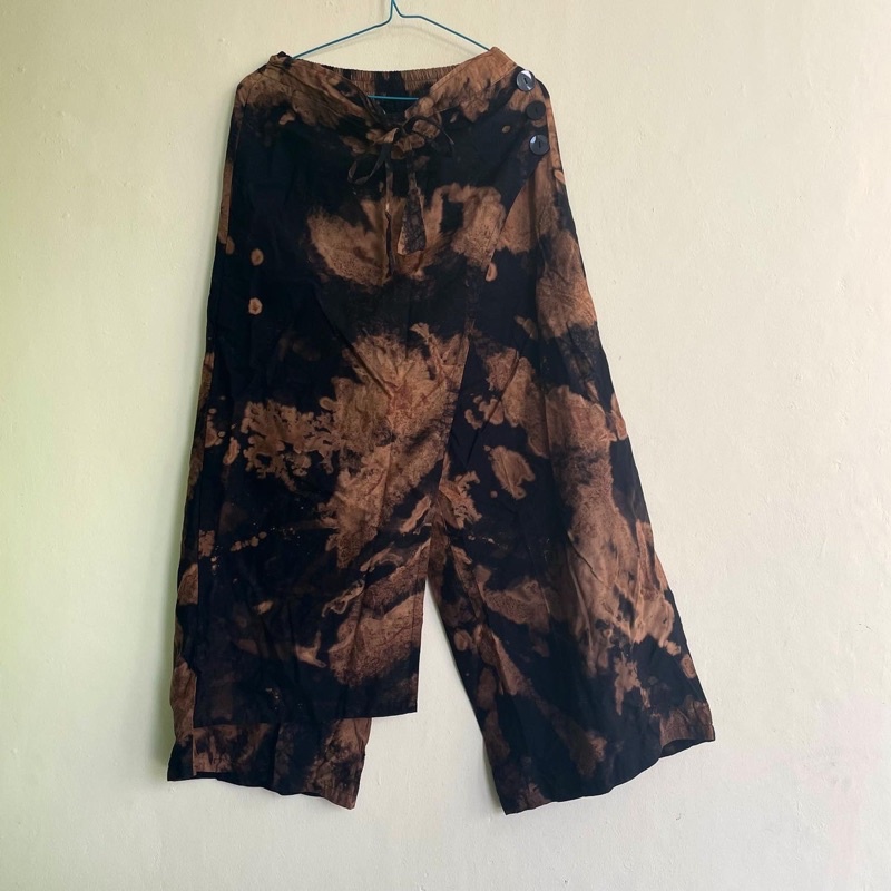 Tjongklak Handyed Culottes