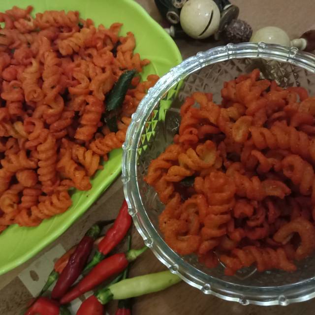 Makaroni spiral pedas bantat dower 1 kg hot spicy fusilli goreng snack