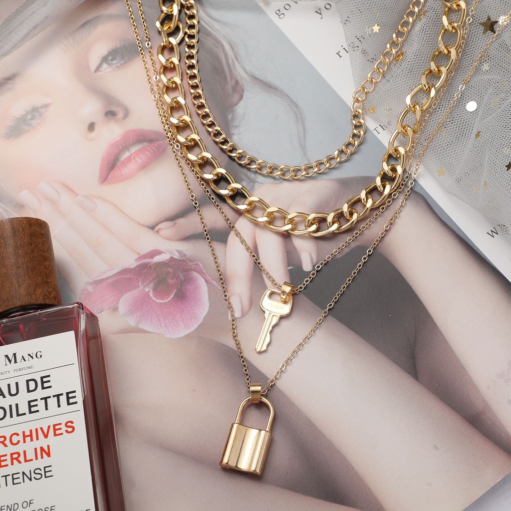 2021 Kalung Choker Rantai Banyak Lapis Bahan Metal Warna Emas Gaya Punk Untuk Wanita