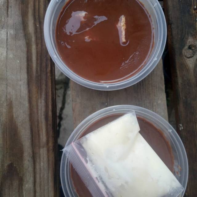 

Puding coklat isi tiliaya