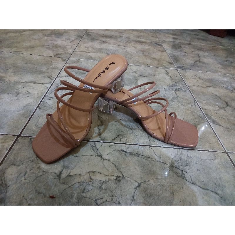 sandal wanita hak kaca