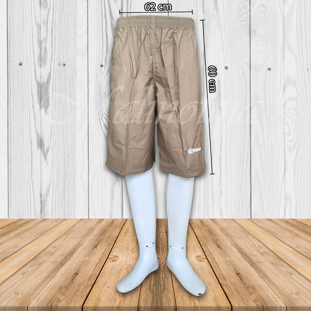 CELANA PENDEK 3/4 PRIA SANTAI DIBAWAH LUTUT