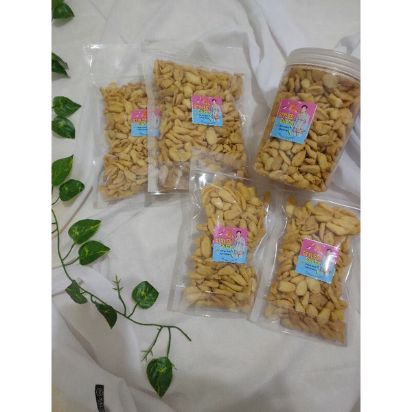 

Kripik gunting gurih