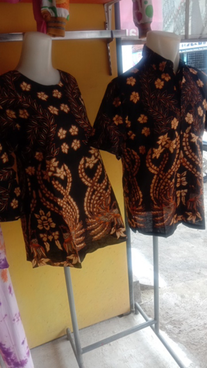 Maura Couple - Sania Ruffle Batik Couple Ori Ndoro Jowi Dnt Garansi Termurah Shopee - Busana Solo