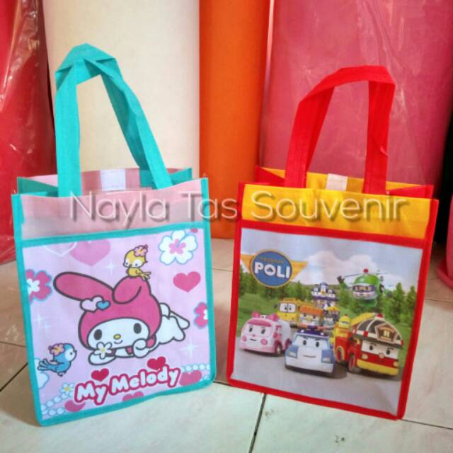 

tas souvenir ultah seri kantong ready my melody dan robocar poli