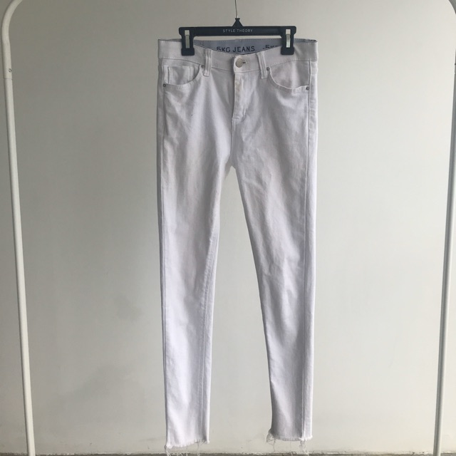 Preloved Chuu -5KG White Skinny Jeans