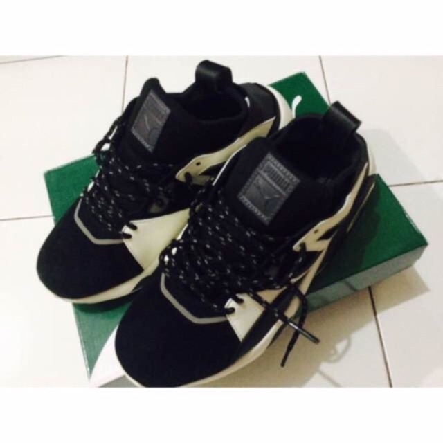 [RARE ITEM] BTS PUMA BOGSOCK CORE KR  SHOES IN BLACK ASPHALT