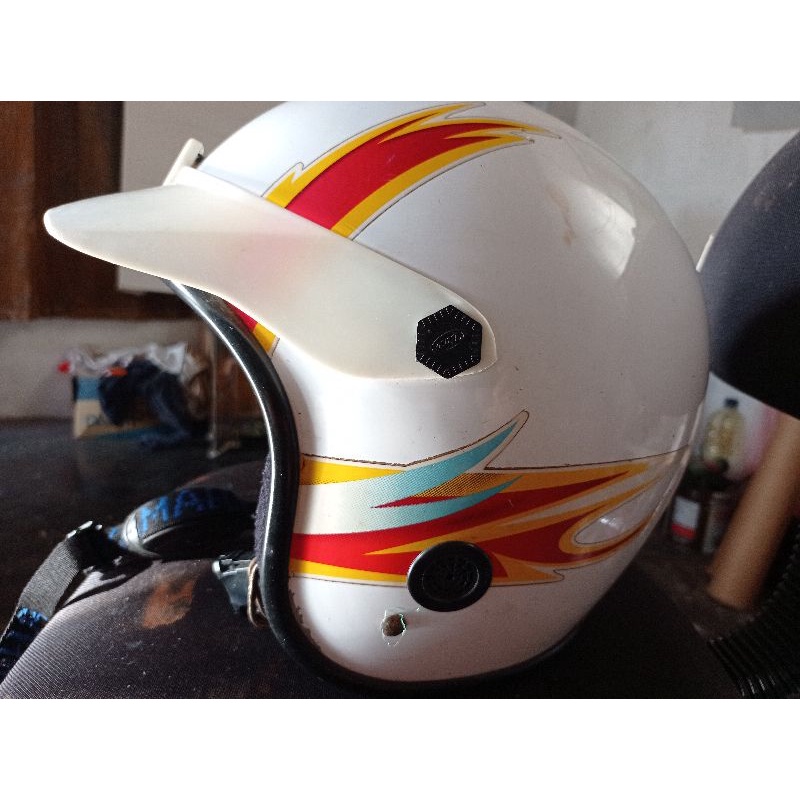 Helm  jadul / lawas