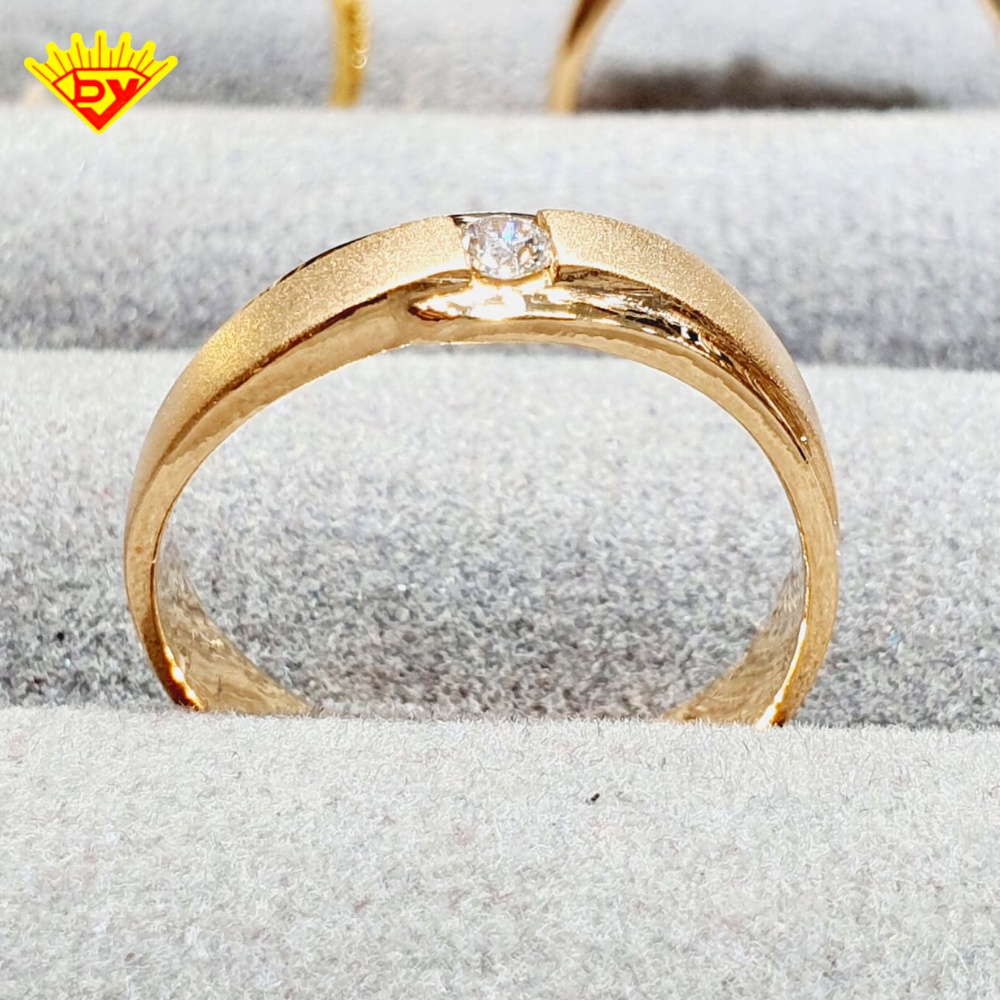 Cincin Emas Permata Zirconia Emas 750