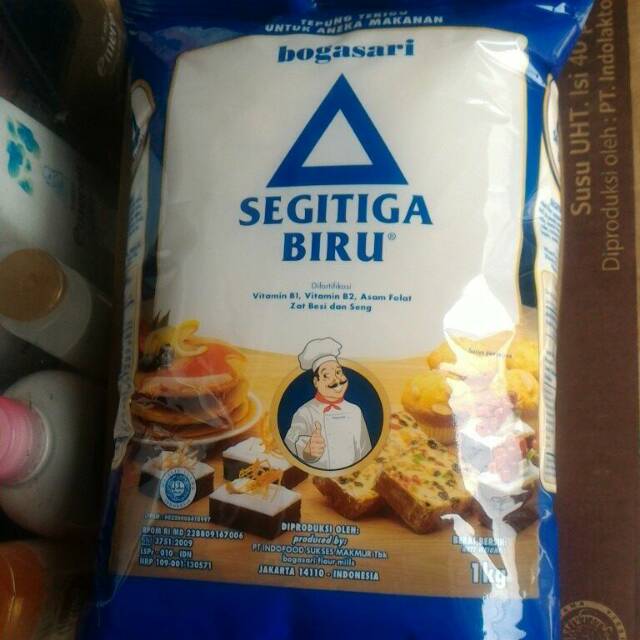 

Tepung Terigu Segitiga Biru 1kg