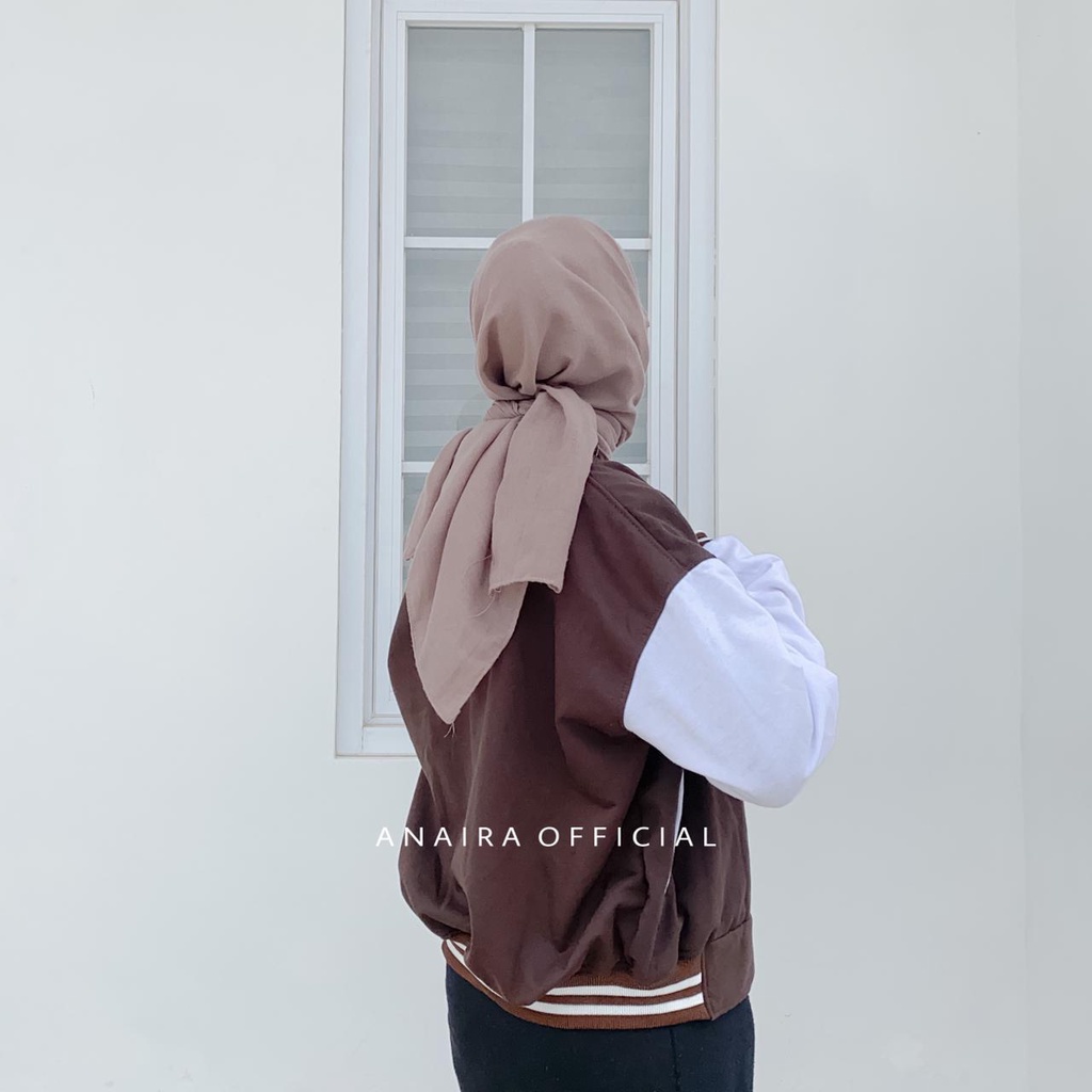 BEYOND BASEBALL CROPT PRIA WANITA JAKET OVERSIZE