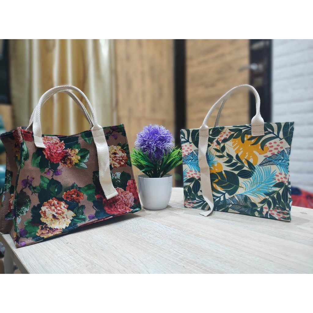 totebag kanvas tas wanita M S glow model jinjing motif terbaru size 25x10x20 cm