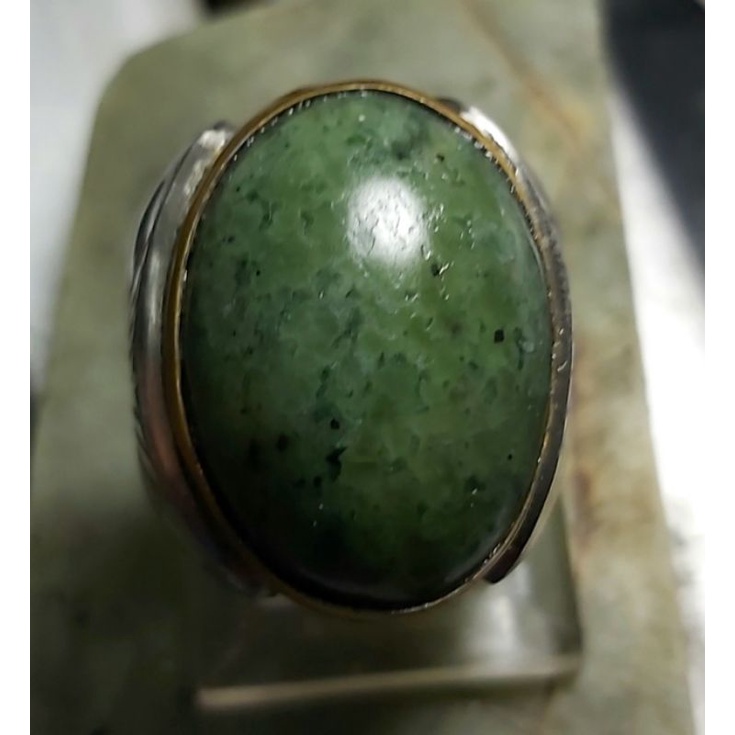 Giok Nephrite