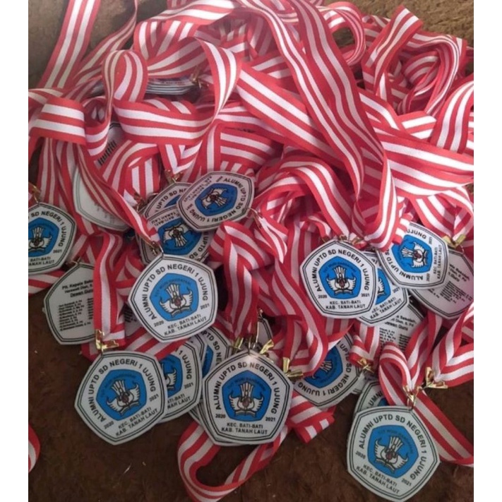

Medali/Kalung Alumni