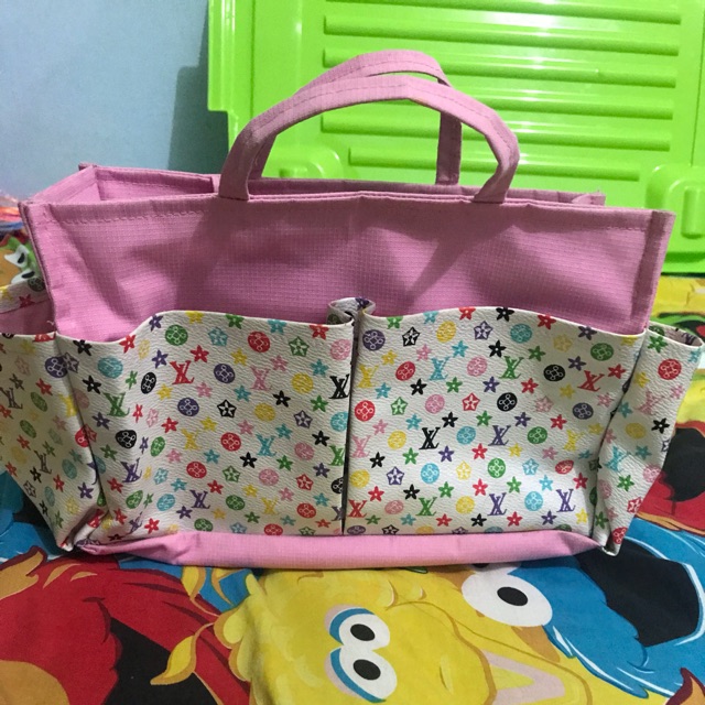 Tas mini banyak sakunya