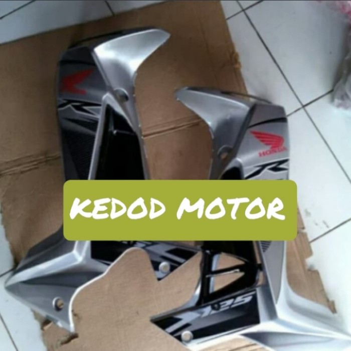 Cover Body Sayap Depan + Loper Supra X 125 New Betmen 2008-2012 Silver