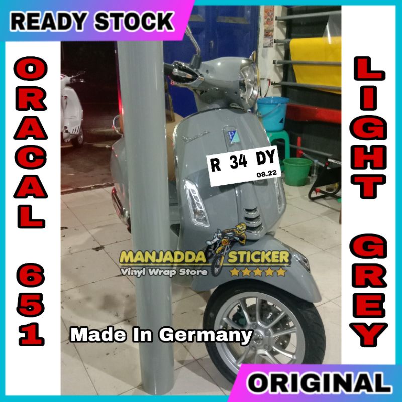 stiker skotlet warna abu abu light grey sticker merk oracal lebar 126cm