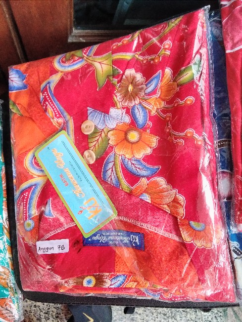 Daster Cantik Kencana Ungu Larasati (label Biru Asli Ori) : Homedress Batik Solo Adem Awet
