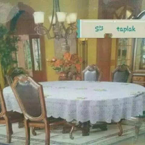Taplak Meja Makan - Taplak Meja Makan Polyster Import Oval 6-8 Kursi