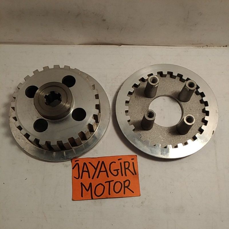 Rumah Kampas Kopling Kaki 4 Honda Supra XX Empat Plate Pressure Boss Housing Clutch Outer Center OEM