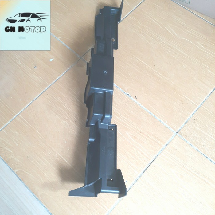 [GNmotor] Plastik Condensor Atas Grand New Avanza /Veloz 2015 ori 88561 BZ280