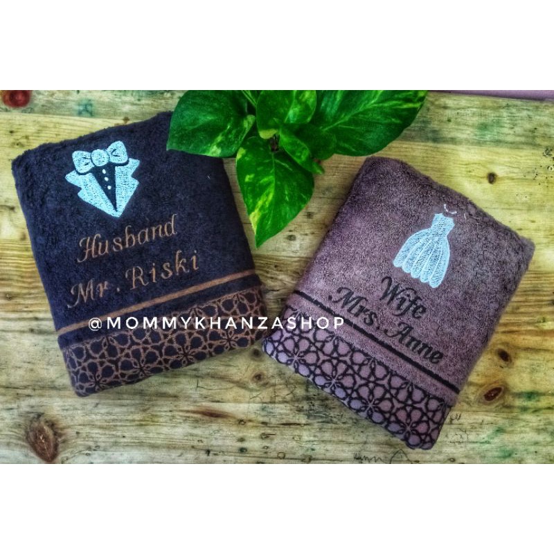 Handuk Couple terry palmer signature size 70x140 cm, bordir Gaun & Jas