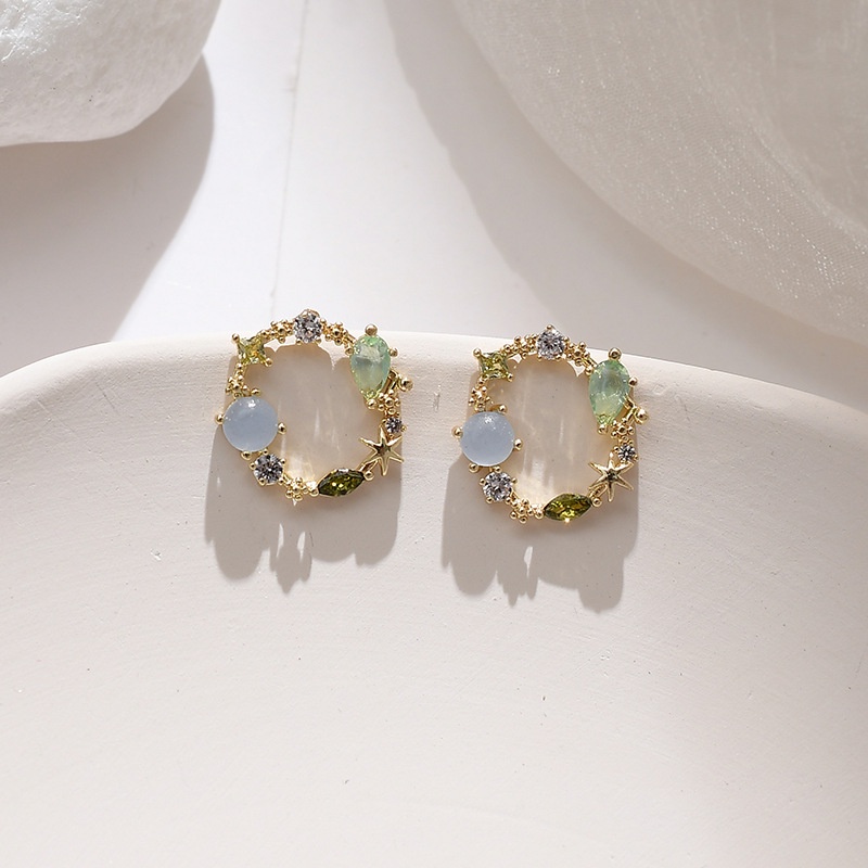 [Korean Fashion Crystal Flower Cirlce Stud Earrings] [Ladies Elegant Rhinestone Studs Earrings] [Korean INS Simple Style Bridal Wedding Party Ear Jewelry]