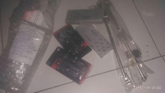 Lamskar Putar Kunci Jendela Hak Angin Cantelan Jendela