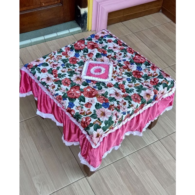 Taplak meja teras hello kitty doremon kembang