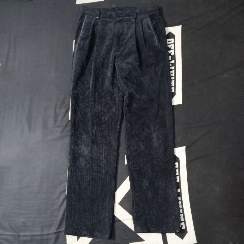 Celana Corduroy Crocodile Second