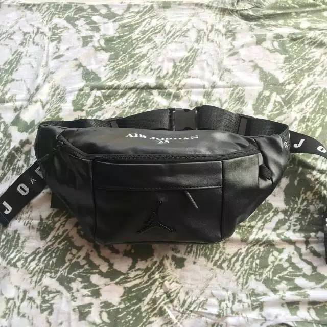 Air Jordan Waistbag Leather Black Tas Pinggang