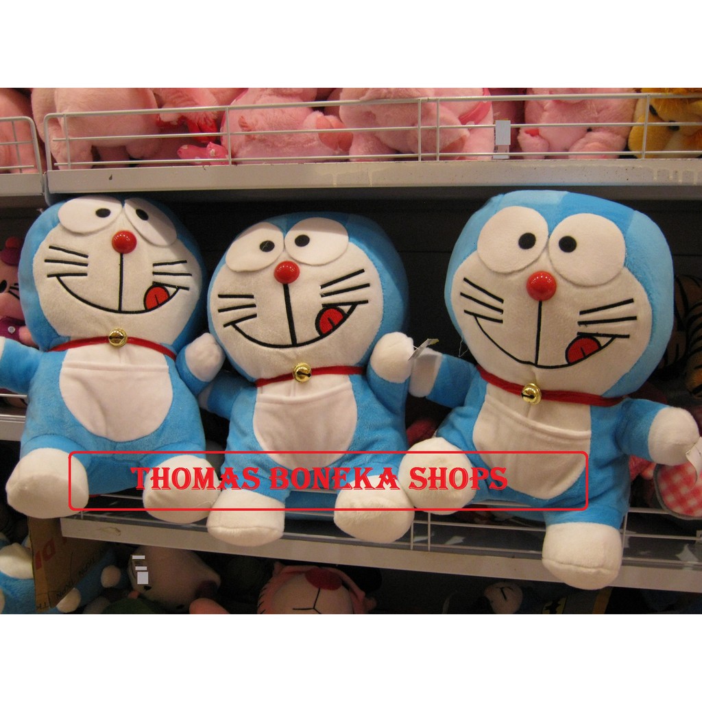 Boneka Doraemon Ukuran Sedang/Boneka Doraemon