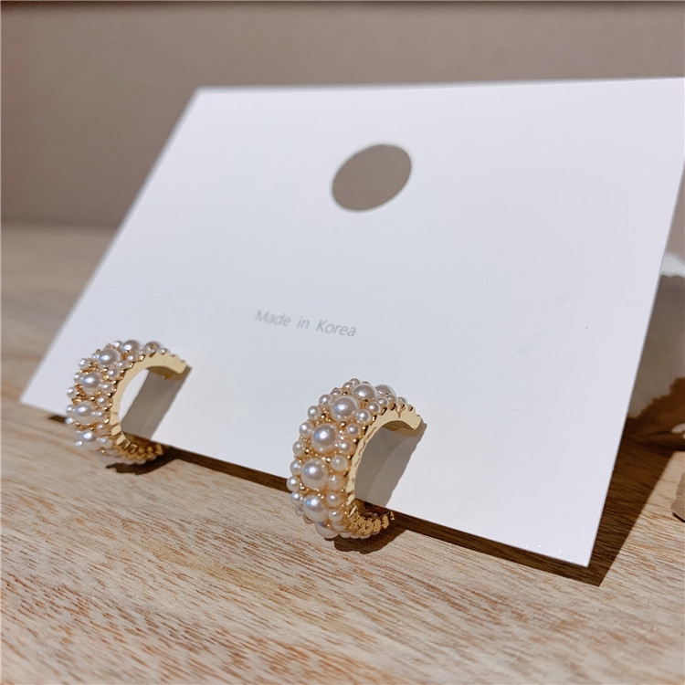 Anting Mutiara Setengah Lingkaran Bentuk C Untuk Wanita Aksesoris Korea vintage Elegan