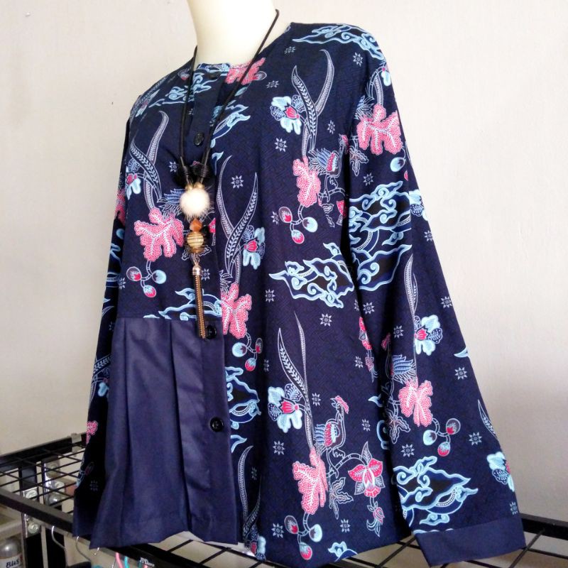Atasan/ blouse Batik Navy Wanita
