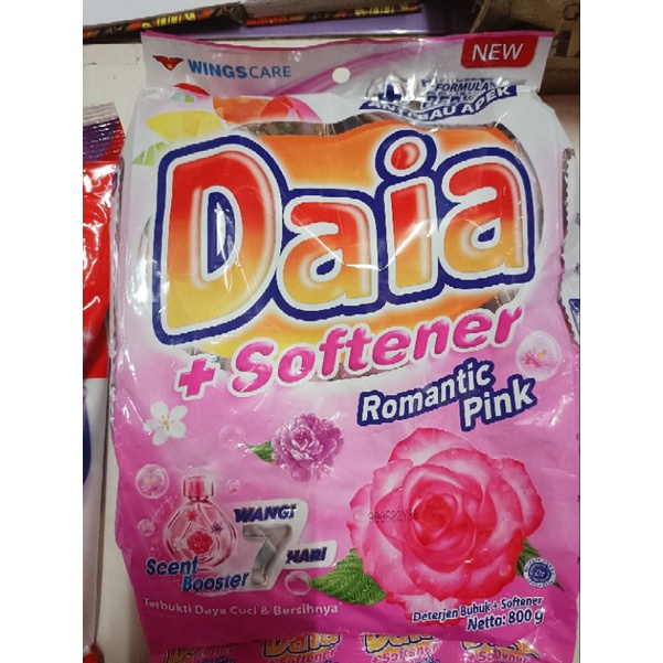 DAIA SOFTENER DAN PUTIH BESAR *12 BKS,SATU DUS