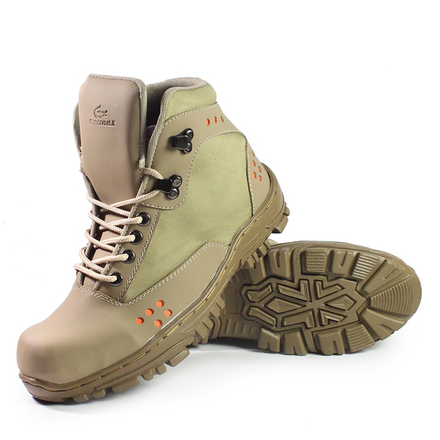 BIG SALE sepatu gunung crocodile tanker boots safety tracking haiking outdor