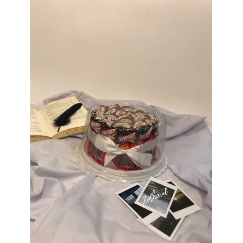 

CAKE SNACK / HADIAH ULANG TAHUN/ ANNIVERSARY/ hadiah wisuda