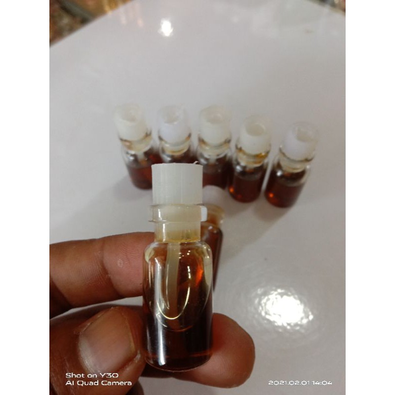 MINYAK HARUM GAHARU minyak wangi gaharu minyak gaharu farfum gaharu 2ml