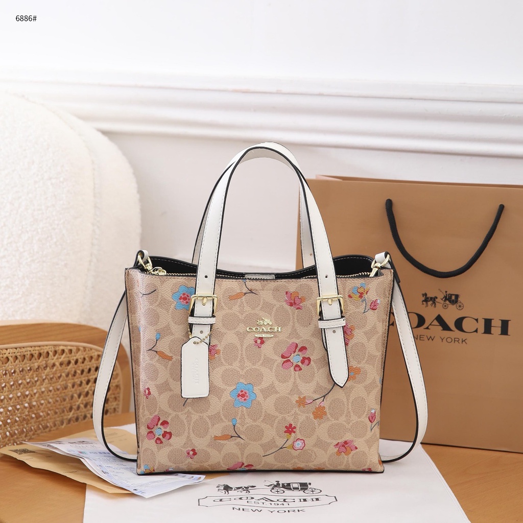 Mollie Tote 25 With Dreamy Land Floral Print and Signature Canvas 6886 339657 2321 6926