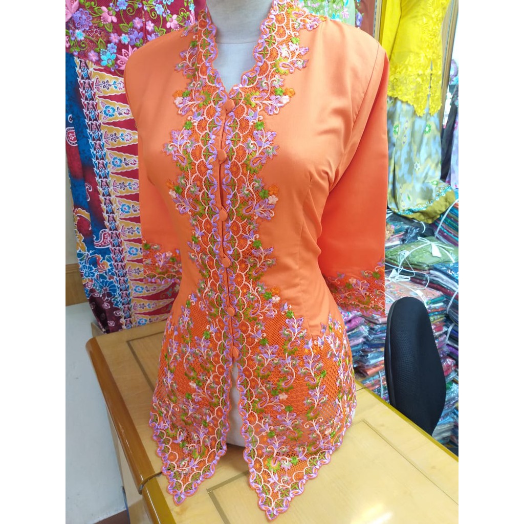 KEBAYA ENCIM OREN PREMIUM