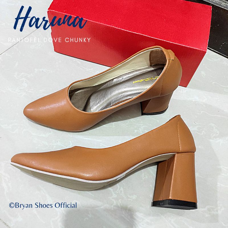 Bryan Haruna Jumbo Pantofel Heels Dove Polos  Sepatu Kerja Kantor Formal Hak Tahu 36 41 42 43