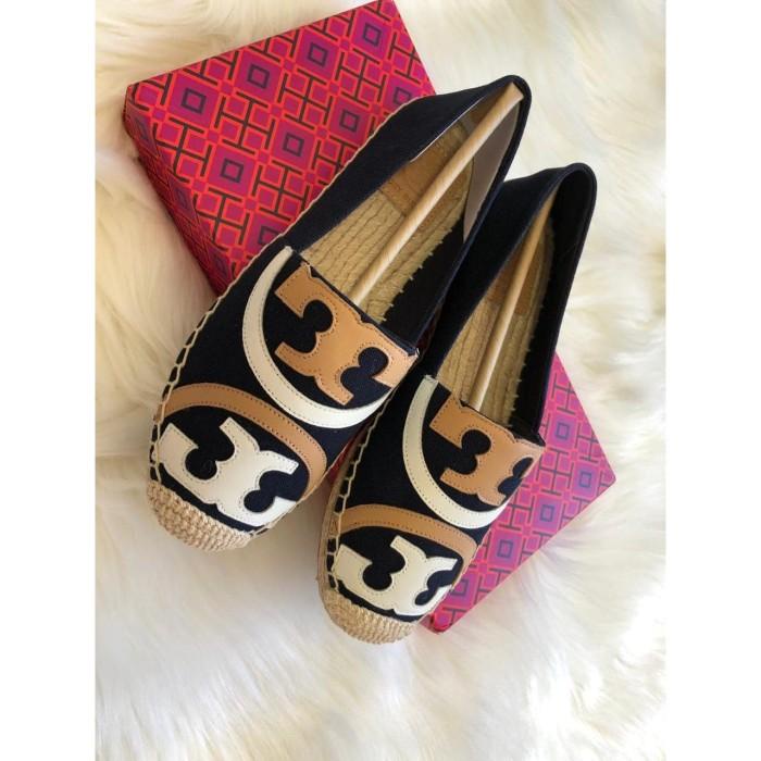 Harga Espadrilles Tory Burch Poppy Terbaru April 2023 |BigGo Indonesia