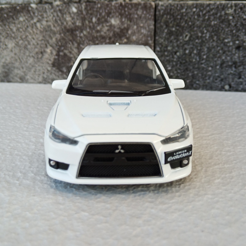 MITSUBHISHI LANCER EVO X Parfume Pewangi Pengharum Mobil Parfum Pajangan Miniatur Diecast Mobil