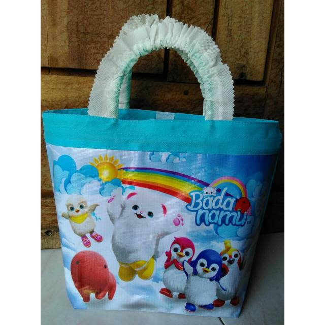 

TAS KARAKTER PEGANGAN RENDA KARTUN BADANAMU, READY STOCK, GOODIE BAG LUCU, TERLARIS, TAS SOUVENIR
